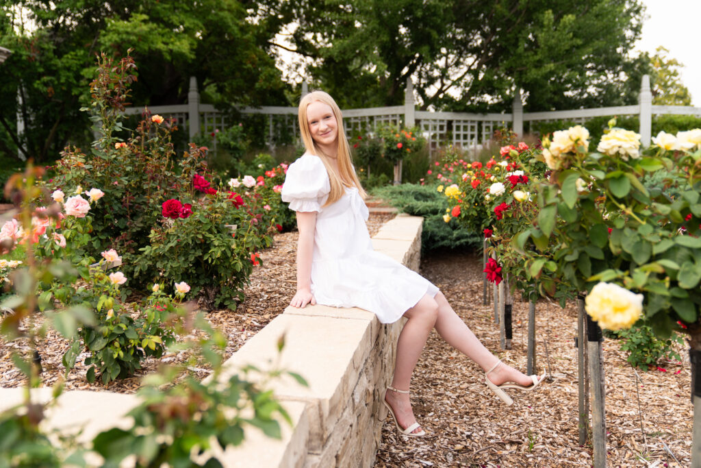 Senior Picture Outfit Ideas  Minneapolis Photographer Blog | Kristen  Elizabeth Photography