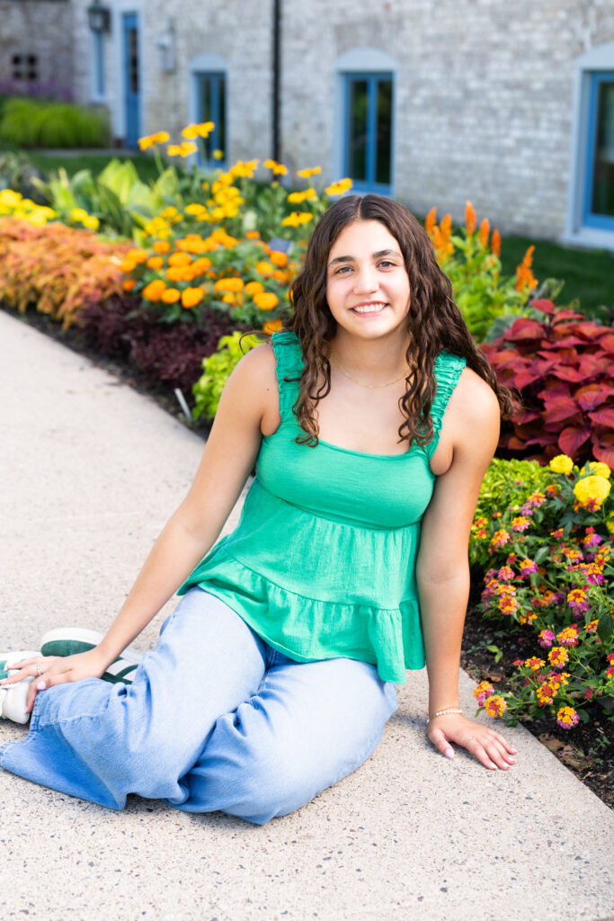 senior photos at the Minnesota Landscape Arboretum in Chaska, Minnesota