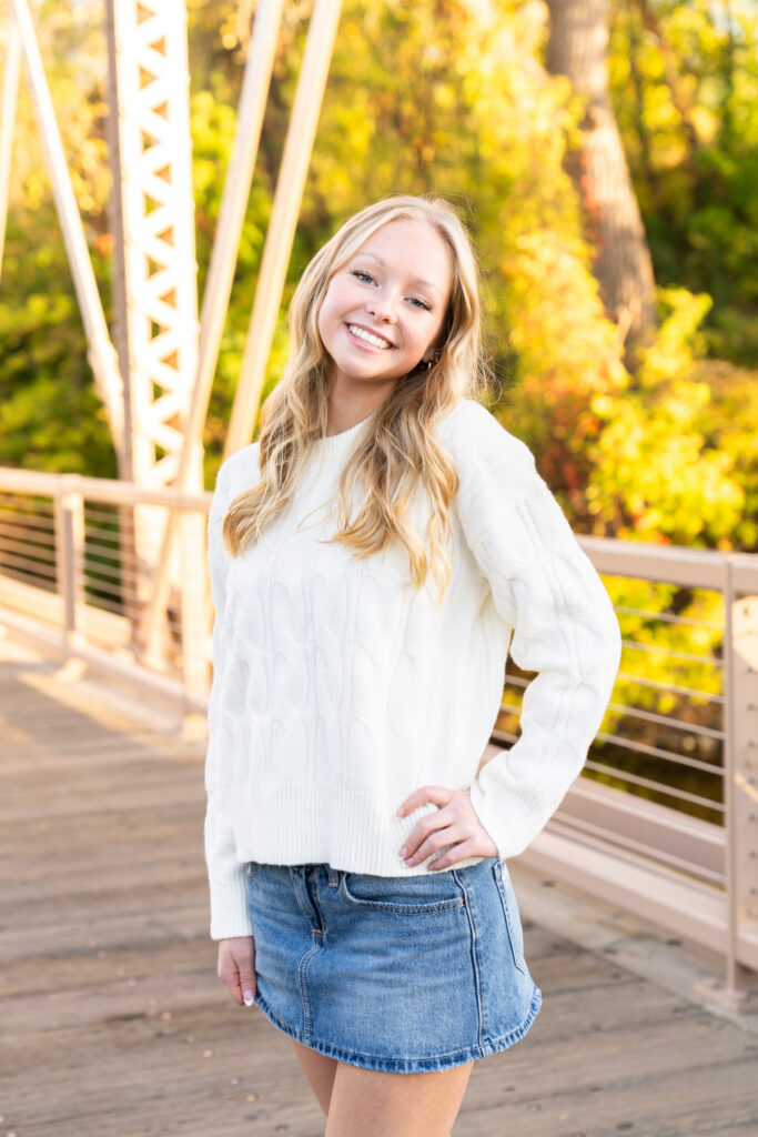 Fall senior picture ideas