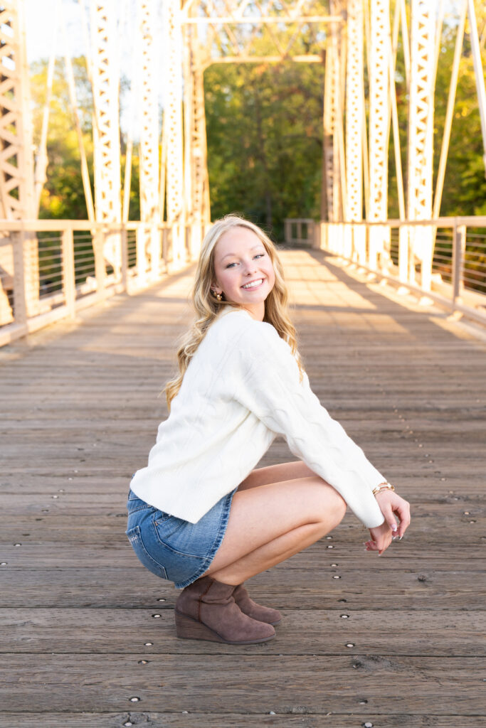 Senior photos at Boom Island Park in Minneapolis, Minnesota