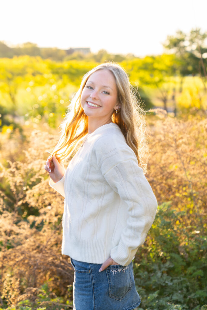 field senior photo ideas