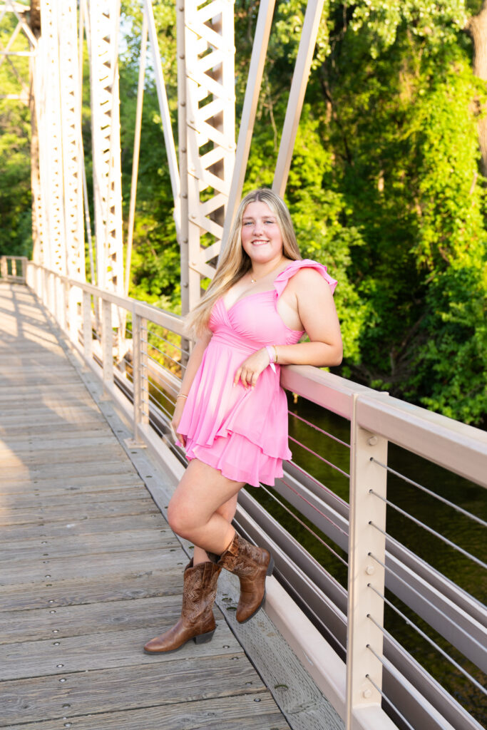 Lakeville senior picture photographer