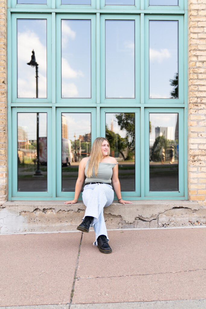 Minneapolis senior picture photographer